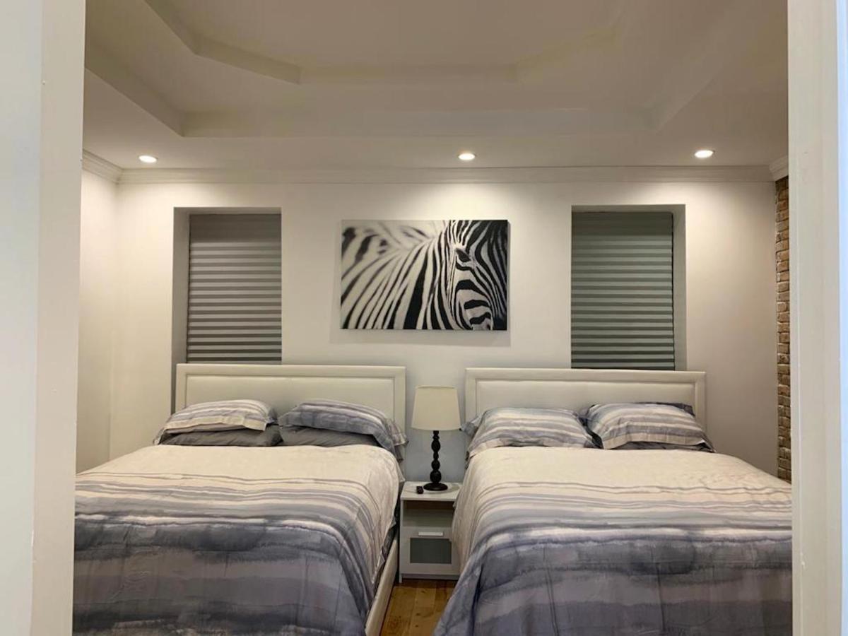 Newly Renovated Duplex Apartment 2 New York Exterior photo