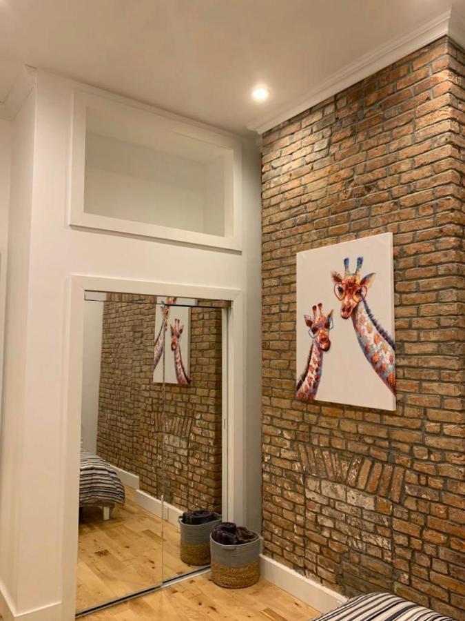 Newly Renovated Duplex Apartment 2 New York Exterior photo